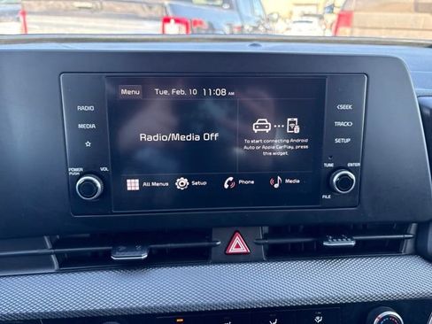 Used 2024 Kia Sportage LX image 17