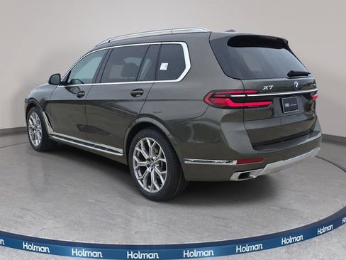 Used 2025 BMW X7 xDrive40i AWD/4WD image 8