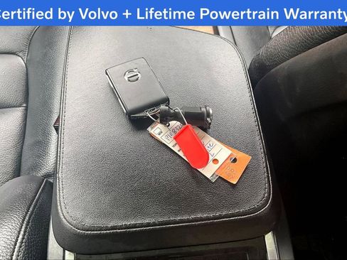 Certified 2023 Volvo XC90 B5 Plus w/ Protection Package Premier AWD/4WD image 14