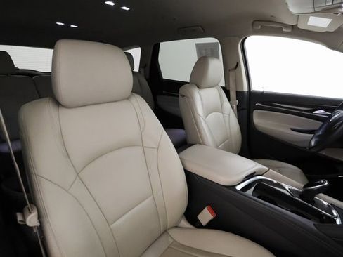 Used 2021 Buick Enclave Essence w/ Sound and Sites Package image 23