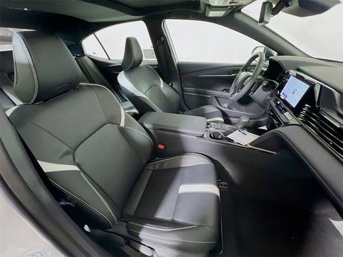 New 2026 Toyota Camry Hybrid image 22