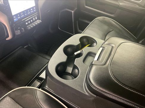 Used 2022 RAM 3500 Laramie AWD/4WD image 16