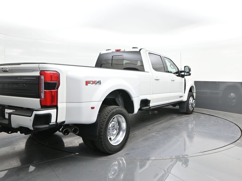Used 2025 Ford F450 Platinum w/ FX4 Off-Road Package AWD/4WD image 11