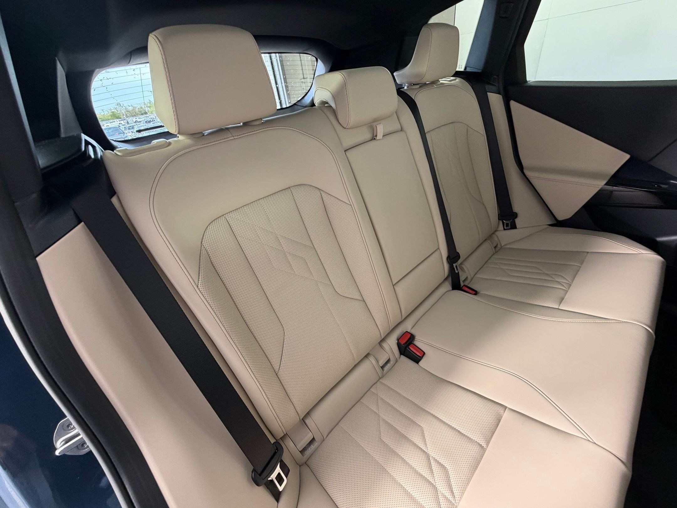 Used 2026 BMW X3 xDrive30i w/ M Sport Package AWD/4WD image 31
