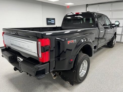 Used 2024 Ford F350 Platinum image 10