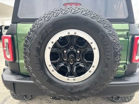 Used 2022 Ford Bronco Badlands AWD/4WD image 9