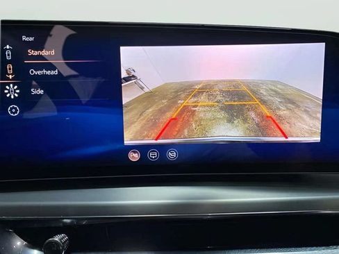 Used 2025 Cadillac Lyriq Luxury RWD image 48