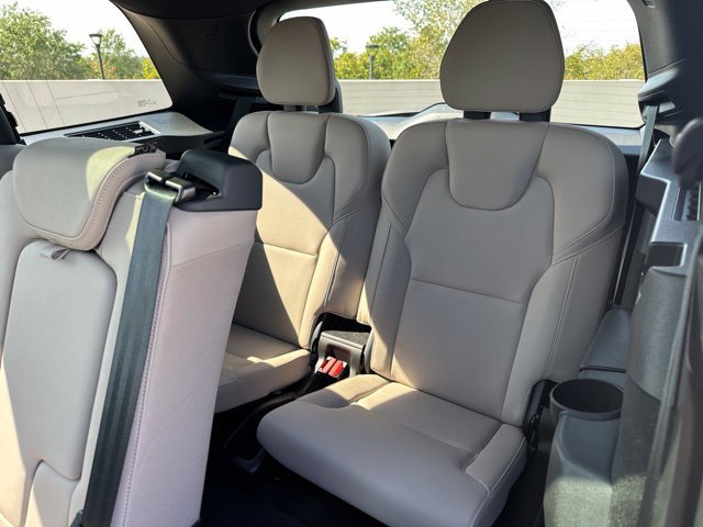Certified 2026 Volvo XC90 B6 Plus AWD/4WD image 13