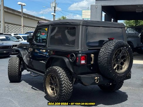 Used 2019 Jeep Wrangler Sport AWD/4WD image 7