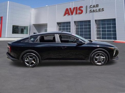 Used 2025 Kia K4 LXS FWD image 5