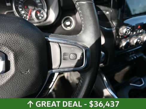 Used 2024 RAM 1500 Laramie AWD/4WD image 30