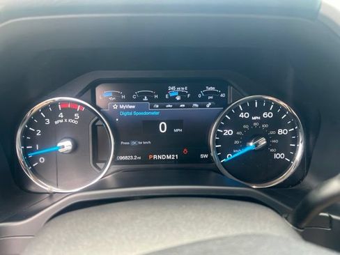 Used 2017 Ford F350 Lariat w/ Tow Technology Bundle AWD/4WD image 22