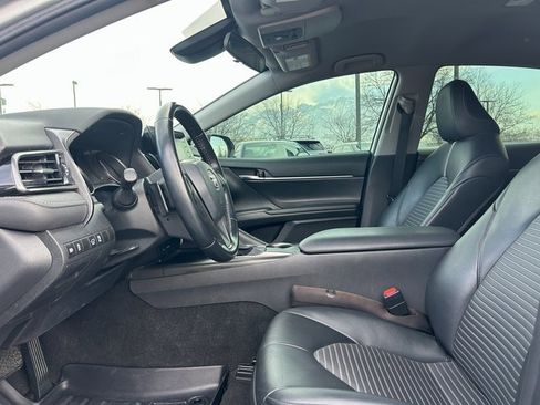 Used 2021 Toyota Camry SE image 24