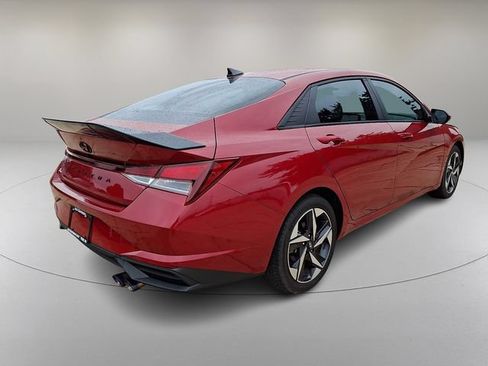 Used 2023 Hyundai Elantra SEL w/ Convenience Package FWD image 11
