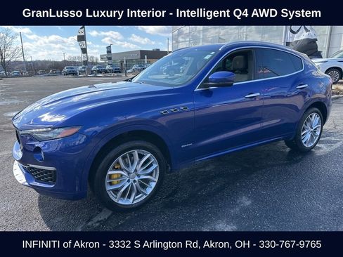 Used 2019 Maserati Levante GranLusso image 9