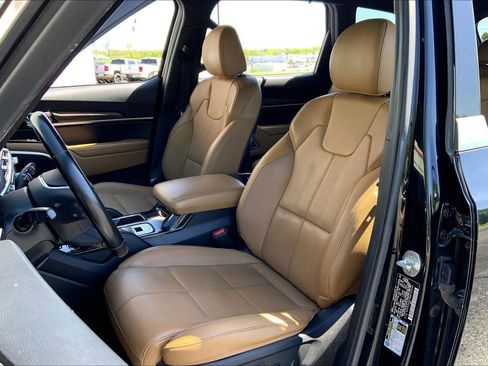 Used 2021 Kia Telluride SX w/ Towing Package image 22