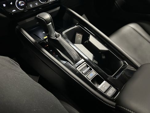 Used 2023 Honda Accord Touring image 13