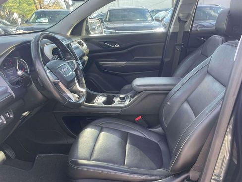 Used 2020 GMC Acadia SLT image 16