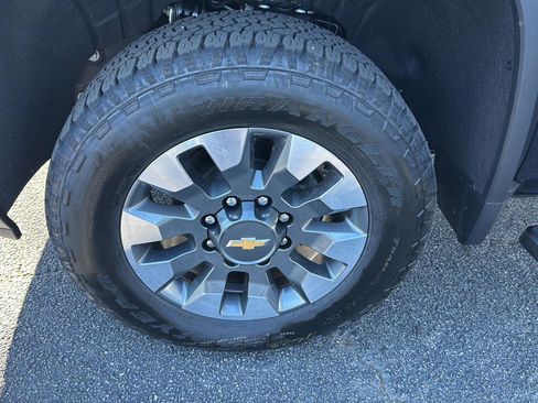 New 2026 Chevrolet Silverado 2500 Custom w/ Custom Value Package image 30