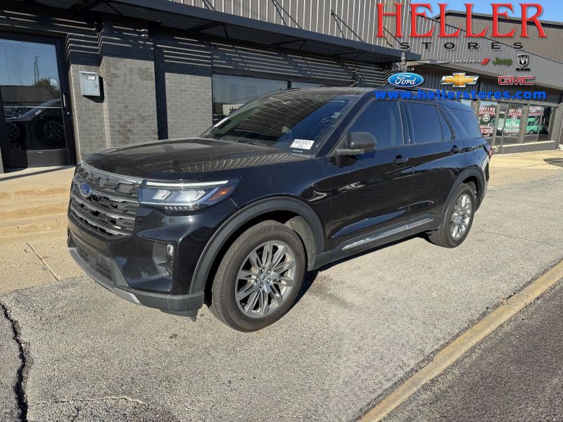 Used 2025 Ford Explorer Active w/ Active Comfort Package AWD/4WD image 1