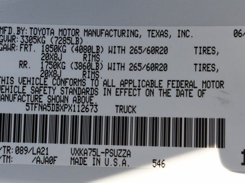 Used 2023 Toyota Tundra Platinum AWD/4WD image 34