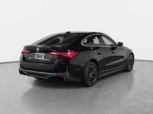 Used 2025 BMW i4 eDrive40 RWD image 3