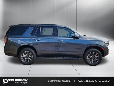 Used 2021 Chevrolet Tahoe Z71 w/ Luxury Package AWD/4WD image 24