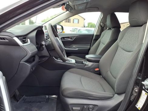 Certified 2024 Toyota RAV4 XLE FWD image 17
