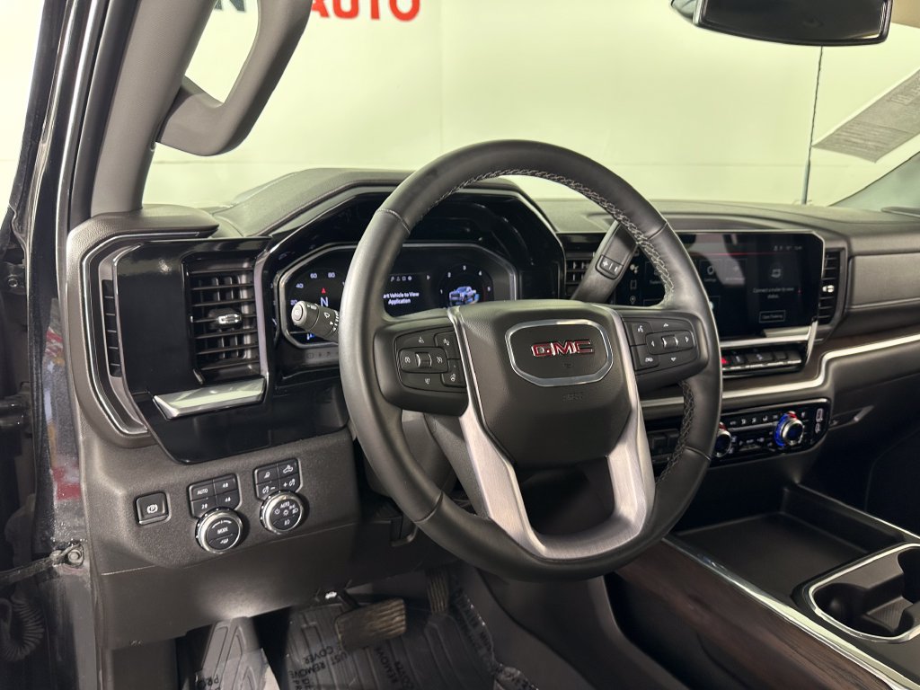 Used 2024 GMC Sierra 2500 SLT w/ SLT Convenience Package AWD/4WD image 16