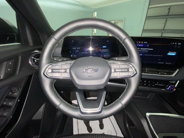 Used 2026 Chevrolet Equinox LT w/ Midnight Edition FWD image 14
