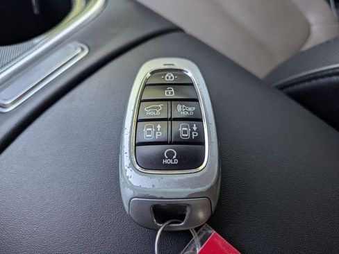Used 2023 Hyundai Santa Fe Limited AWD/4WD image 29