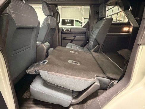 Used 2023 Ford Bronco Heritage Edition image 15