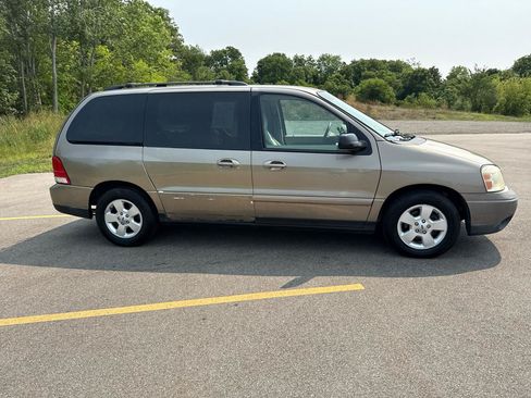 Used 2004 Ford Freestar SES FWD image 4
