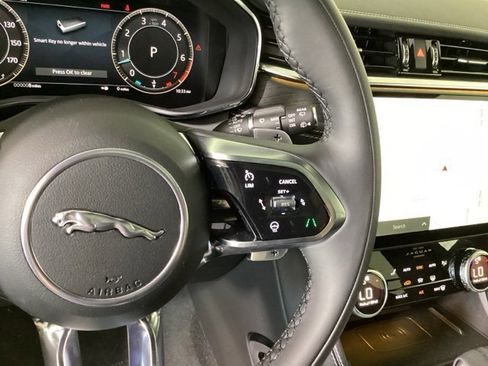 Certified 2025 Jaguar F-PACE R-Dynamic S image 23