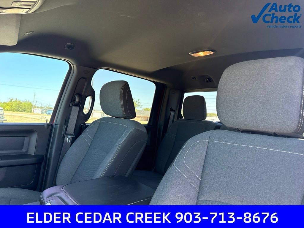 Used 2024 RAM 2500 Tradesman w/ Chrome Appearance Group AWD/4WD image 15