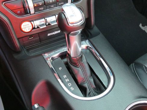 Used 2017 Ford Mustang Premium image 24