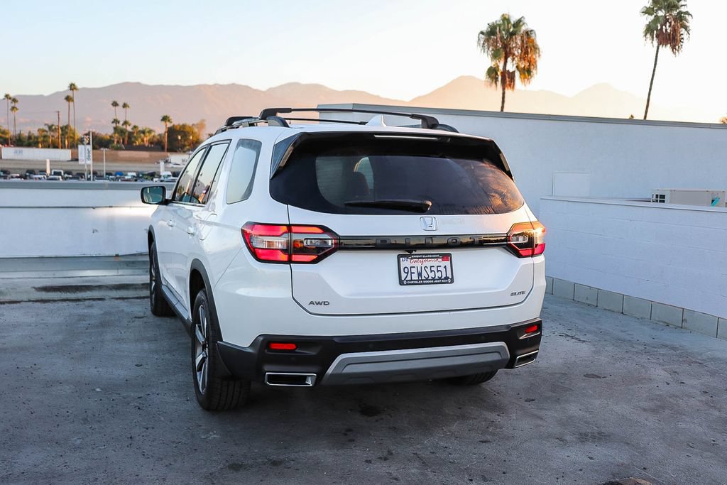 Used 2023 Honda Pilot Elite image 7