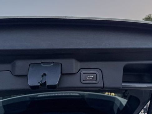 Used 2013 Land Rover Range Rover Evoque Pure Plus image 26