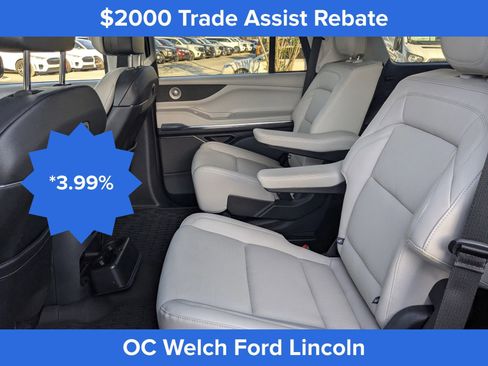 Certified 2025 Lincoln Navigator Reserve image 17