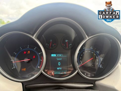 Used 2014 Chevrolet Cruze LS FWD image 27