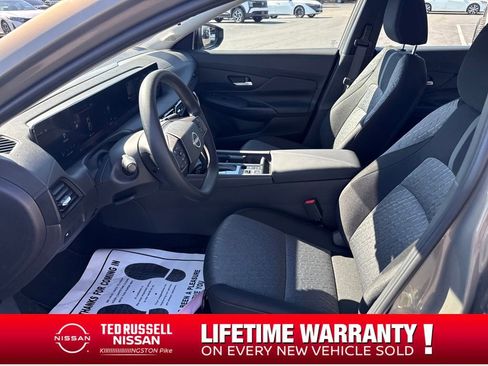 New 2026 Nissan Sentra SV image 9