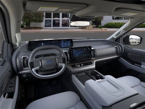 New 2025 Ford Expedition Max Platinum w/ Platinum Ultimate Package image 9