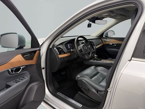 Used 2020 Volvo XC90 T6 Inscription image 9