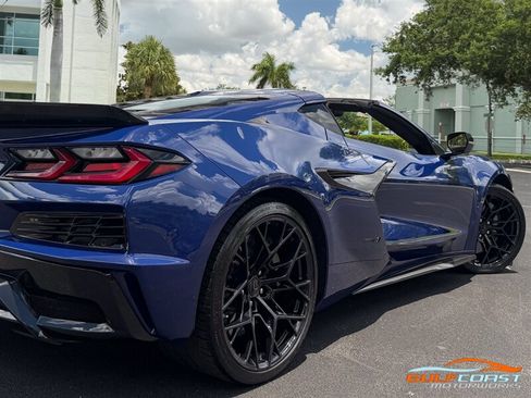 Used 2026 Chevrolet Corvette ZR1 w/ Stealth Interior Trim Package RWD image 60