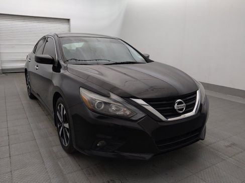 Used 2018 Nissan Altima 2.5 SR FWD image 13