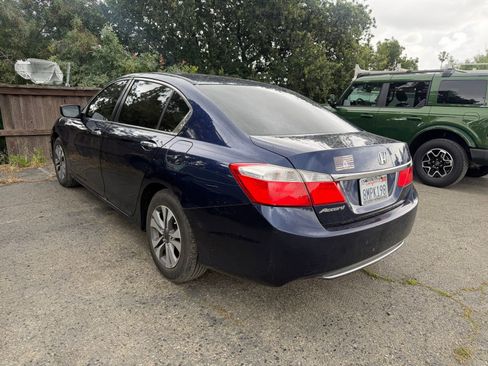 Used 2013 Honda Accord LX image 3