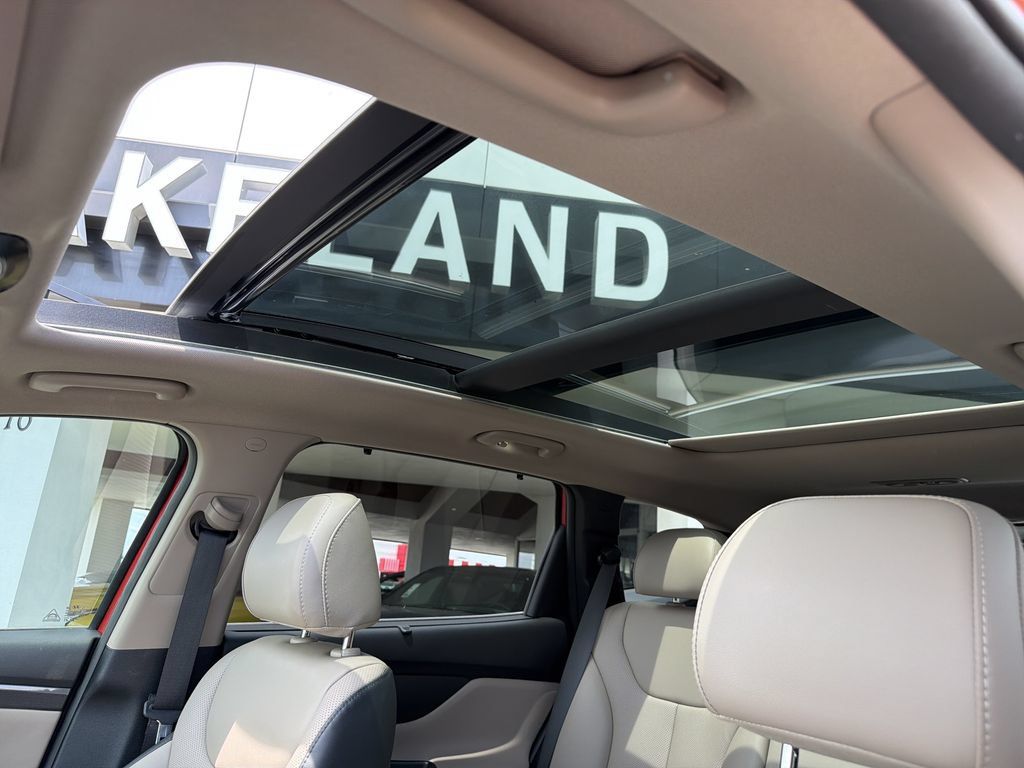 Used 2023 Hyundai Santa Fe SEL w/ Premium Package AWD/4WD image 24