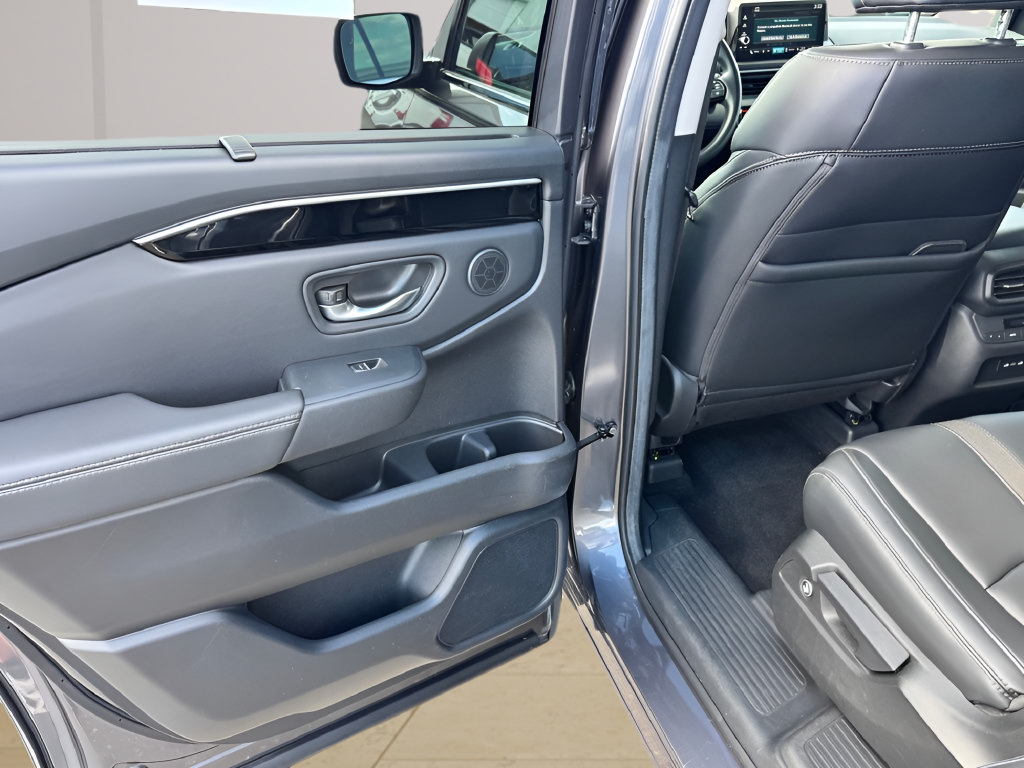 Used 2024 Honda Pilot EX-L image 32
