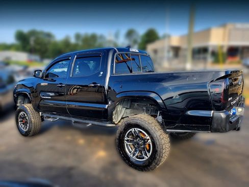 Used 2016 Toyota Tacoma SR5 w/ Towing Package RWD image 6