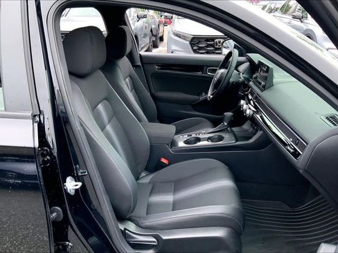 Certified 2025 Honda Civic Sport image 7